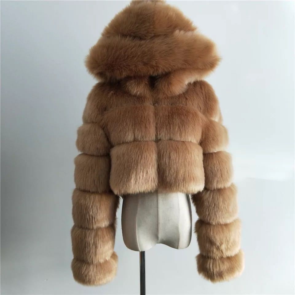 Short hooded faux fur long sleeve coat